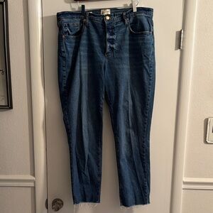 Universal Thread High-Rise 90’s Slim Jeans